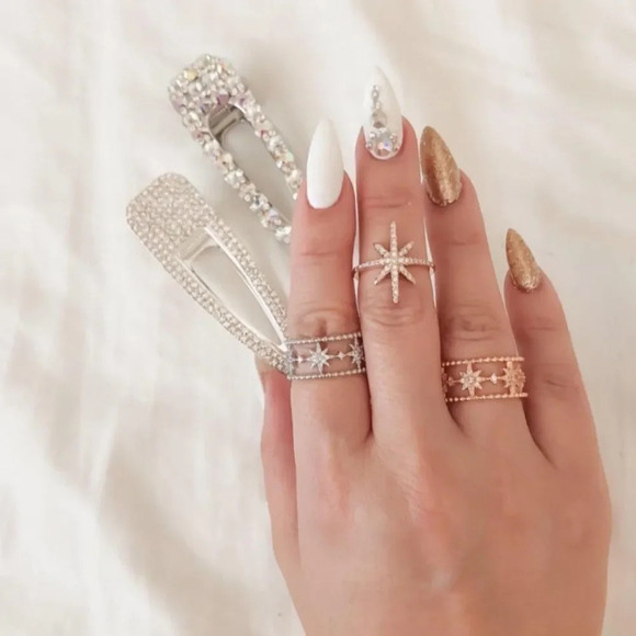 NEW! Dainty “Supernova”  18K WG Starburst Ring 🌟 - Picture 9 of 9